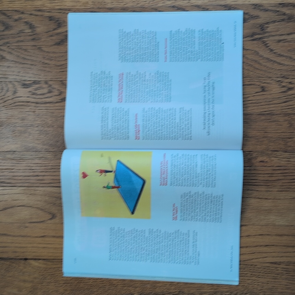 Real Simple Magazine April 2022 Calm & Clean For Spring - Picture 14 of 16